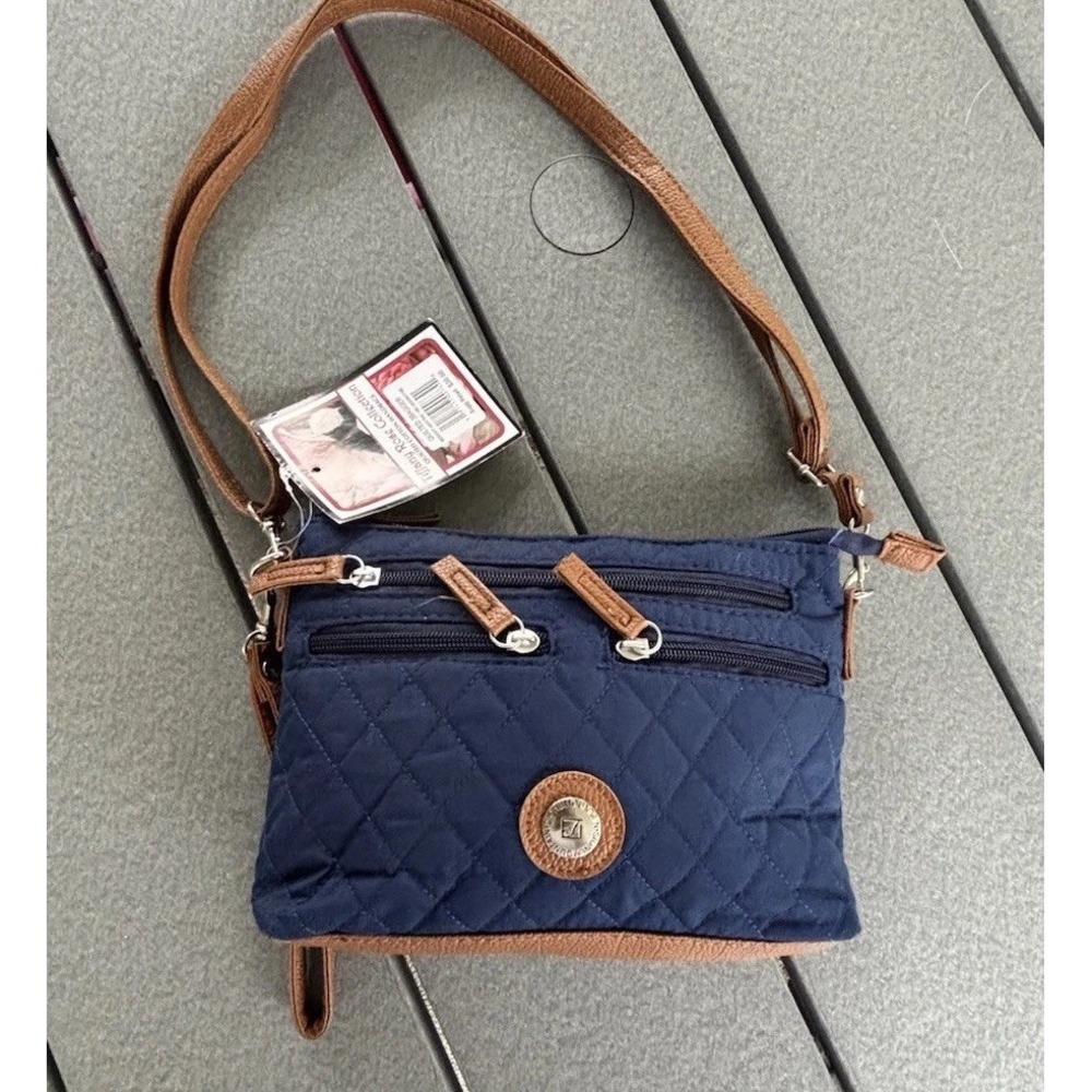 Stone Mountain Quilted Crossbody Bag Navy New With Tags